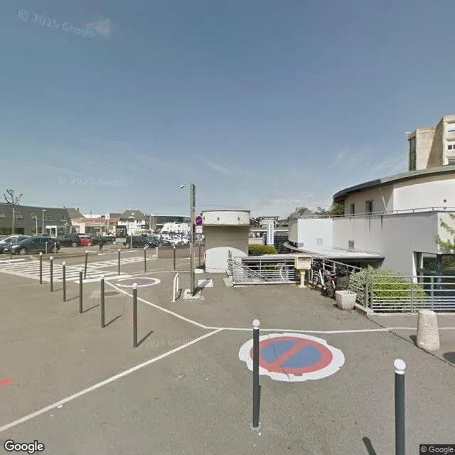 Photo du fonds de commerce FONDS DE COMMERCE DE CONSTRUCTION OSSATURE BOIS ET MENUISERIE à RIEC-SUR-BELON disponible à la reprise