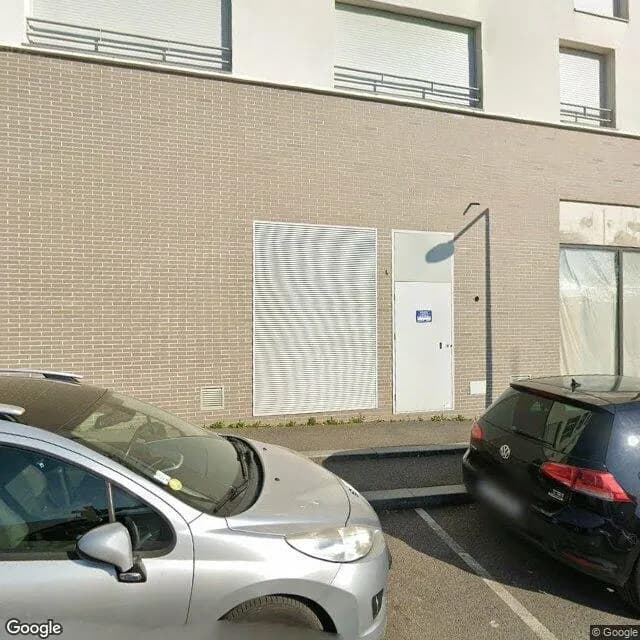 Photo du fonds de commerce RESTAURANT DE BURGERS à JOUY-LE-MOUTIER disponible à la reprise