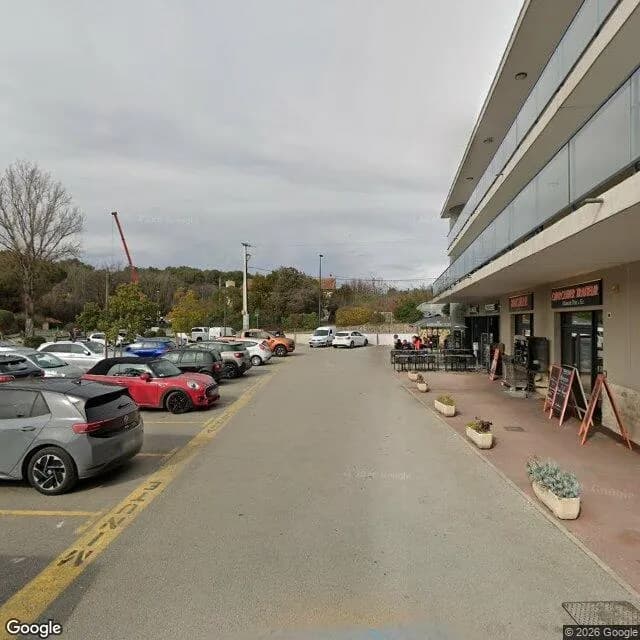 Photo du fonds de commerce LOCATION ET LA MISE A DISPOSITION DE LOCAUX EQUIPES, PLATEAUX TE à MOUGINS disponible à la reprise