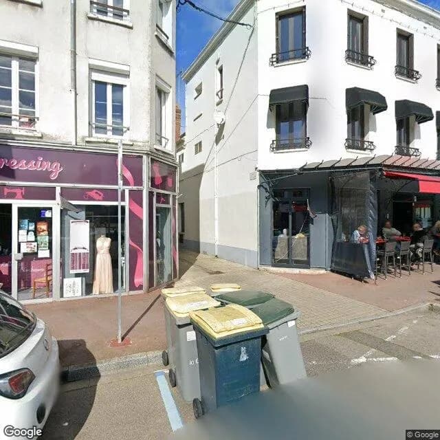 Photo du fonds de commerce PRESSING à PACY-SUR-EURE disponible à la reprise