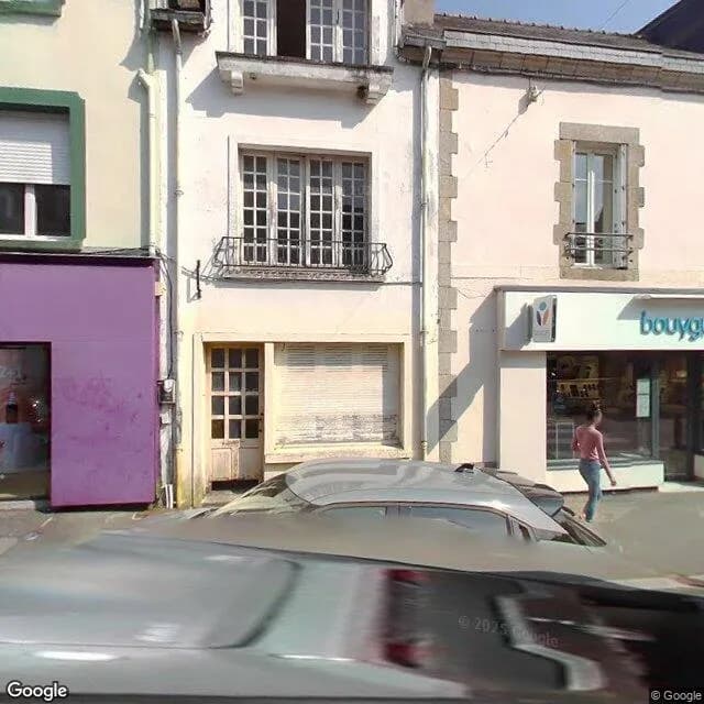 Photo du fonds de commerce COMMERCE DE VÊTEMENTS à CARHAIX-PLOUGUER disponible à la reprise