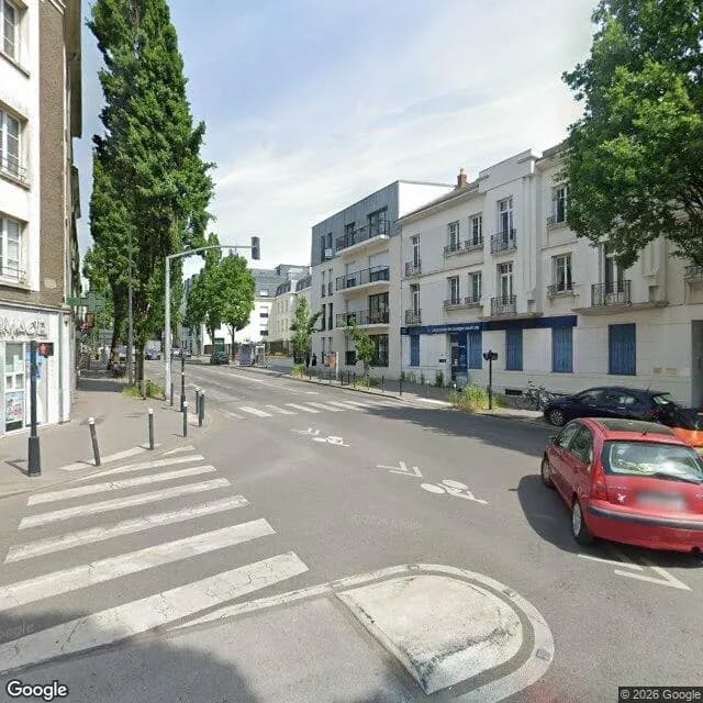 Photo du fonds de commerce RESTAURATION RAPIDE SUR PLACE ET À EMPORTER à NANTES disponible à la reprise