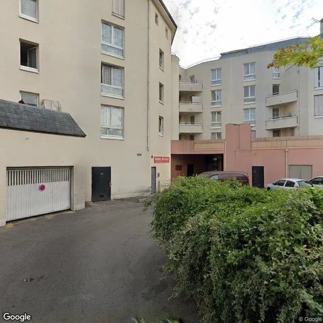 Photo du fonds de commerce LAKE SIDE RESTAURANT à CRETEIL disponible à la reprise
