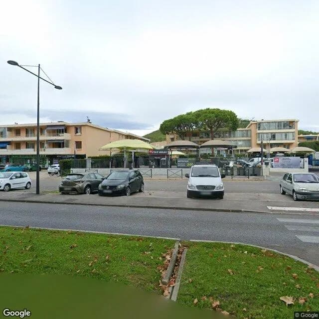 Photo du fonds de commerce VENTE PATIENTÈLE CABINET KINÉSITHÉRAPEUTE à SIX-FOURS-LES-PLAGES disponible à la reprise