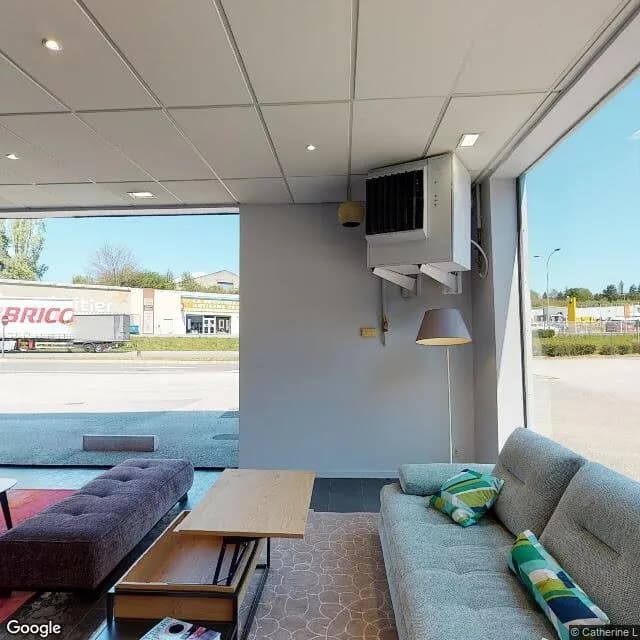 Photo du fonds de commerce A CÉDER FONDS DE COMMERCE DE VENTE DE MEUBLES à FEYTIAT disponible à la reprise