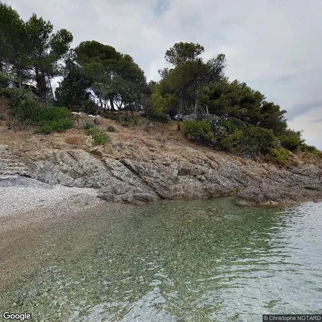 Photo du fonds de commerce FONDS DE COMMERCE DE RESTAURATION PLAGE PRIVÉE à ROQUEBRUNE-SUR-ARGENS disponible à la reprise