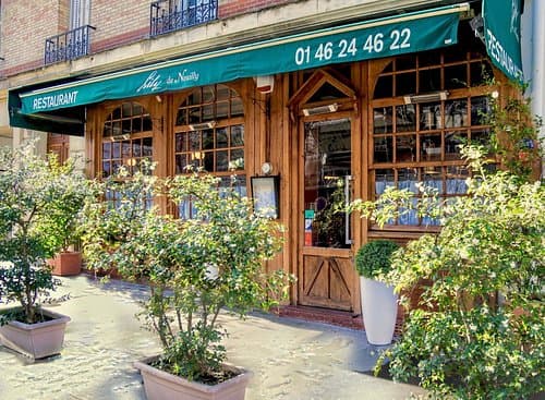 Photo du fonds de commerce BAR RESTAURANT à Neuilly-sur-Seine disponible à la reprise