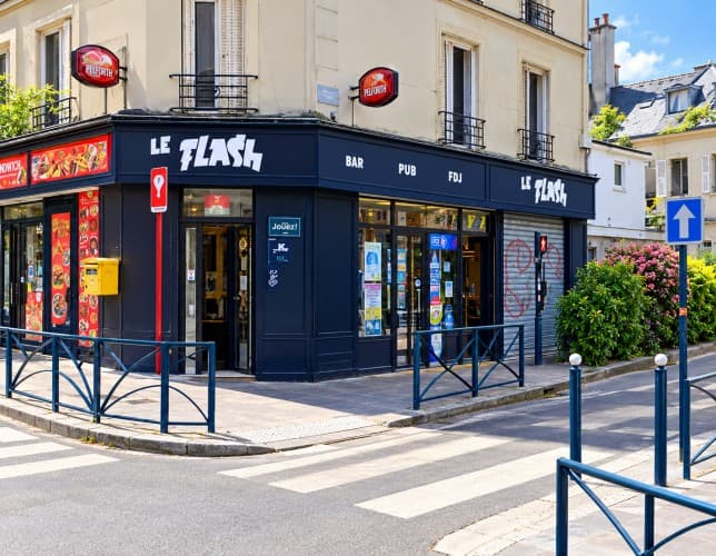 Photo du fonds de commerce BAR RESTAURANT à Pantin disponible à la reprise